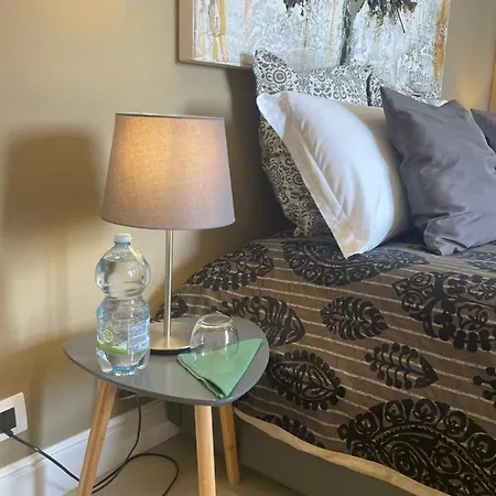 Alojamento de Acomodação e Pequeno-almoço Etna Petit Relais 4*