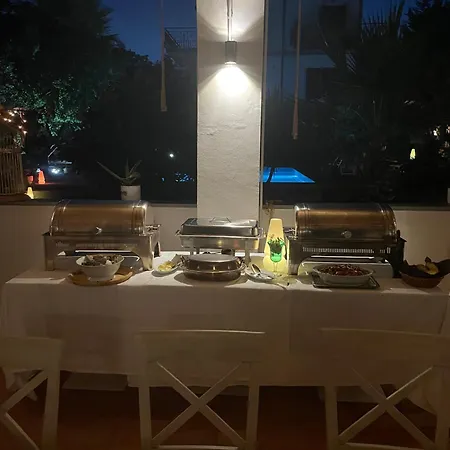 Etna Petit Relais Alojamento de Acomodação e Pequeno-almoço 4*