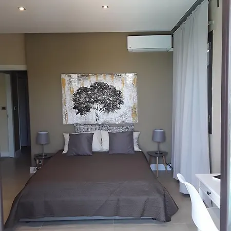 Alojamento de Acomodação e Pequeno-almoço Etna Petit Relais